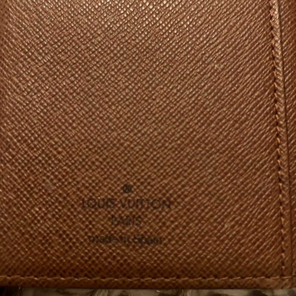 Authentic Louis Vuitton Monogtam Checkbook  Holder Wallet - Picture 5 of 7